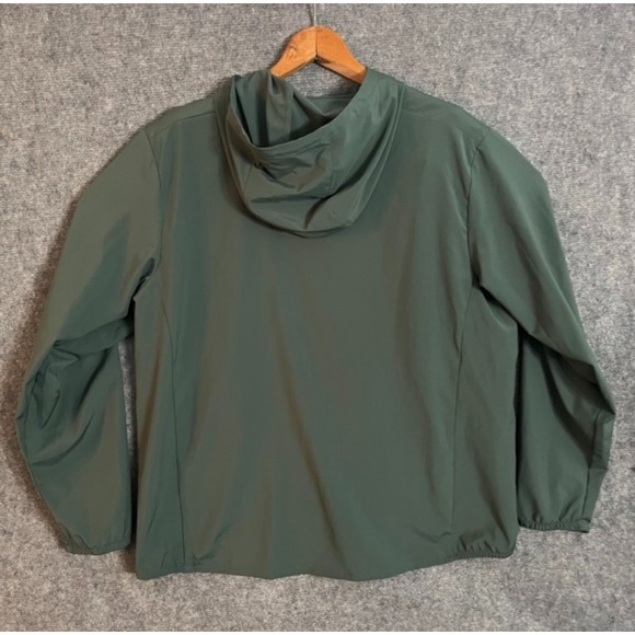 Nike Men's Green Hooded Jacket - Picture 2 of 7